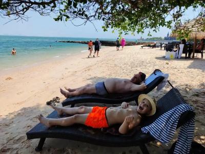 Golden Tulip Pattaya Beach Resort - 40