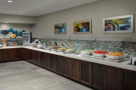 Embassy Suites by Hilton- Lake Buena Vista Resort - 36