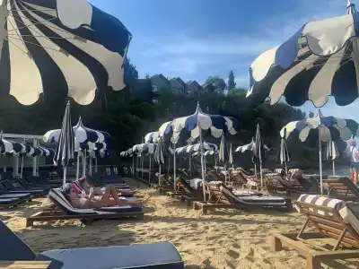 Club Marvy - 26