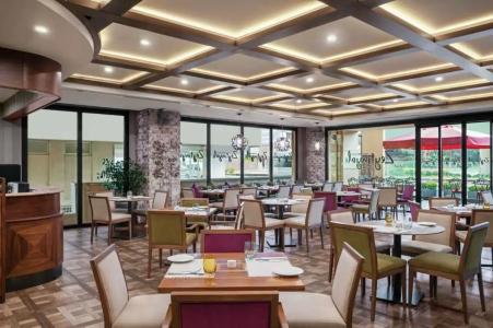 DoubleTree by Hilton Istanbul Esentepe - 74
