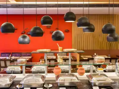 Howard Plaza The Fern, - 10