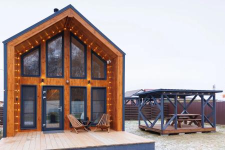 Holiday House - 14