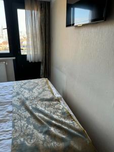 Monarch Istanbul - 19