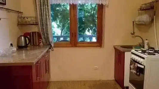 Green House - 4