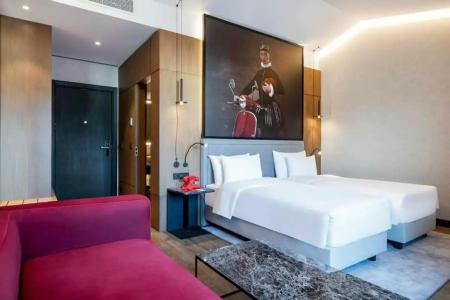 Radisson Red - 52