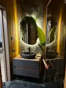 Хвоя Secret Place - 1