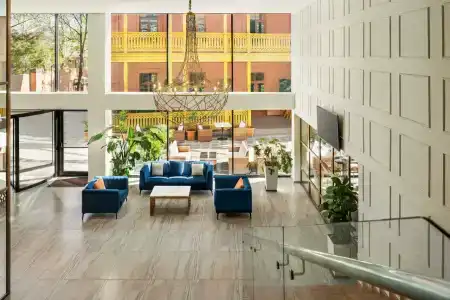 Ramada by Wyndham Tbilisi Old City - 19