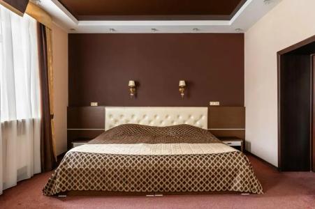 Губернский - 69