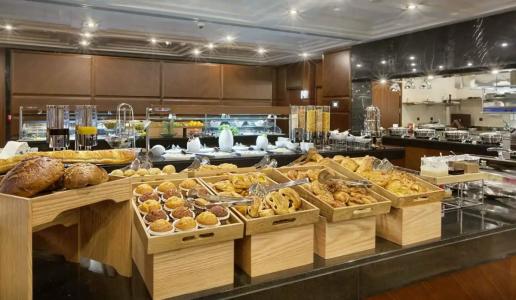 DoubleTree by Hilton Istanbul-Avcilar - 8