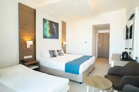 Gaia Sun n Blue - 18