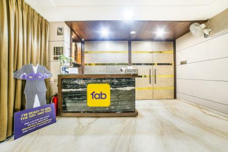 FabSapphire Inn - 10