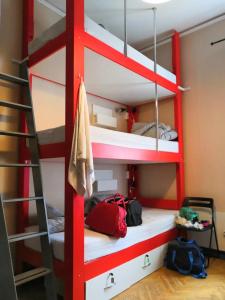 SubWay Hostel - 21