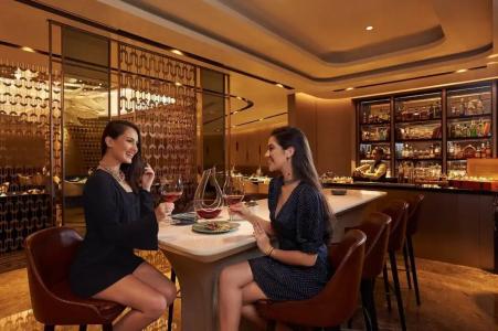 Courtyard by Marriott Mumbai International Airport - 90