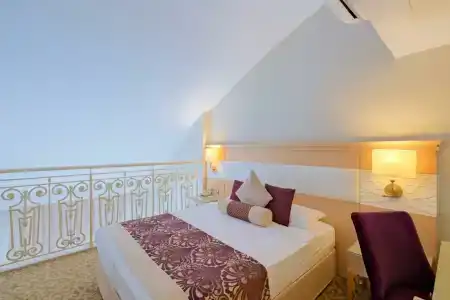 Villa Side Residence - 85