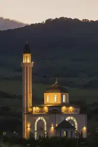 Аушигер Сити - 10
