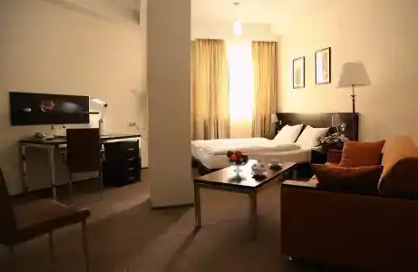 Цитадин Тбилиси Площадь Свободы - 40