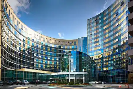 Виктория Олимп отель и бизнес-центр - 1