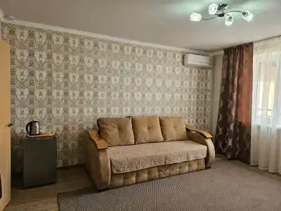 Приветливый дворик - 33