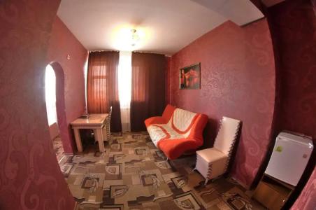 на Набережной - 83