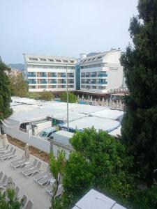 Blue Wave Suite - 26