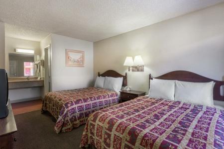 Knights Inn - 9