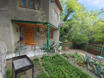 Дома в парке - 0