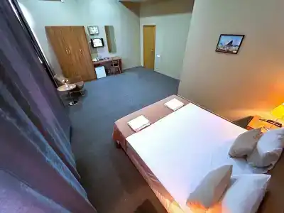 The Family - Free Massage - 13