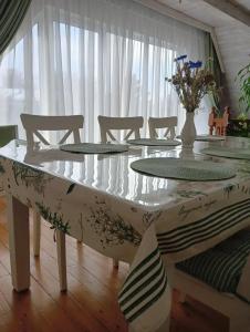 Петров Дом - 12