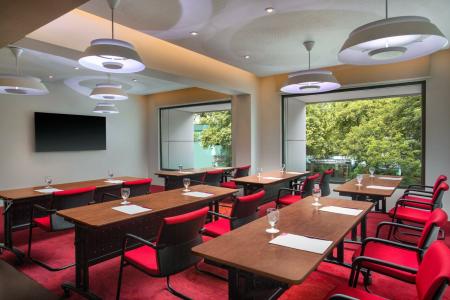 Crowne Plaza Chennai Adyar Park, An Ihg - 92