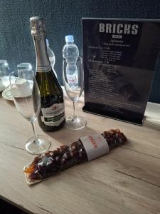 Bricks - 76