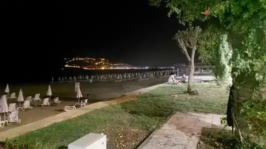 Blue Wave Suite - 22