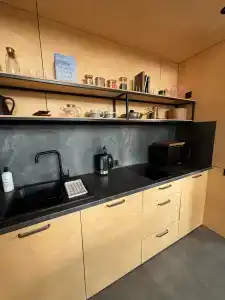 Уголок - 12