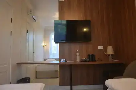 Владимирский - 51