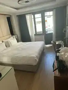 Gleam Collection - 31