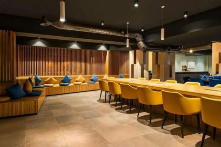 Ramada Encore by Wyndham - 75