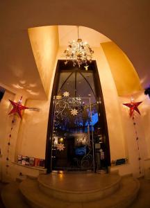 Hi Boutique - 22