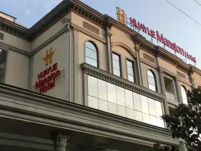 The Royal Mezbon & SPA - 18