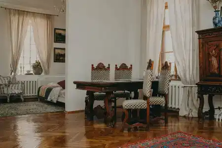 Хофмаршал - 12