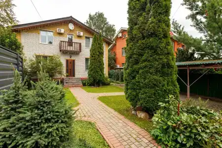 Central Park 33 - 41