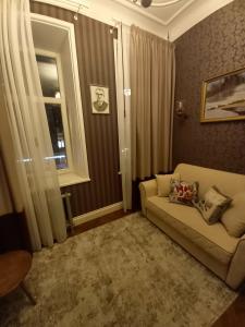 Booking Today - 17
