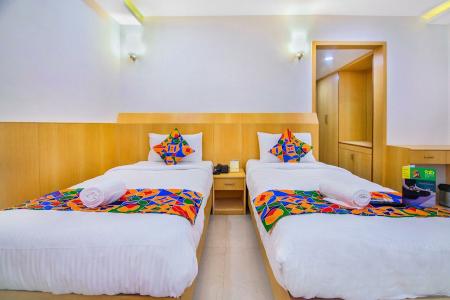 FabExpress Picnic Plaza Mylapore - 35