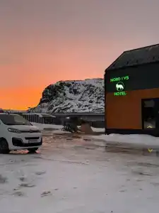 В центре старой Териберки - 14