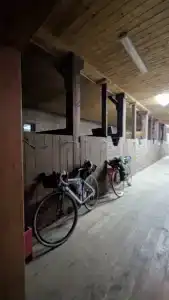 Rayok Barn - 23