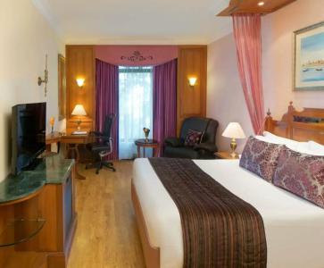 Radisson Blu Grt, Chennai - 98