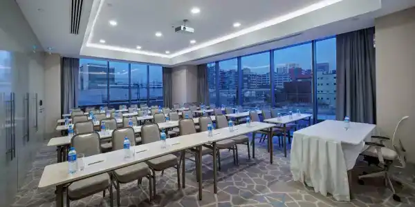 Hilton Garden Inn Istanbul Atatürk Airport - 51