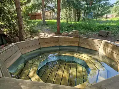 Особняком - 6