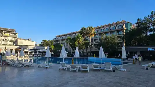 Armas Garden - 17