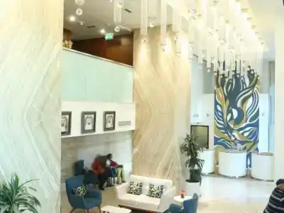 Ramada Downtown Dubai - 8