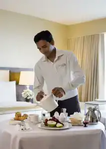 Courtyard by Marriott Mumbai International Airport - 41