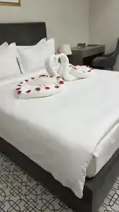 The Royal Mezbon & SPA - 9